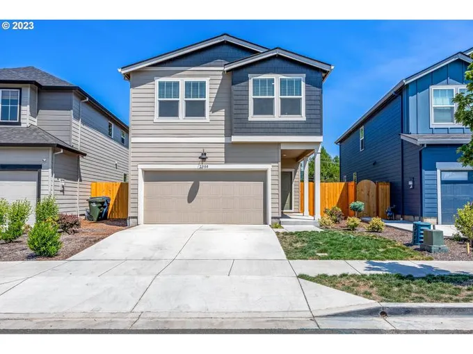 2986 W ST, Springfield OR 97477 for Sale