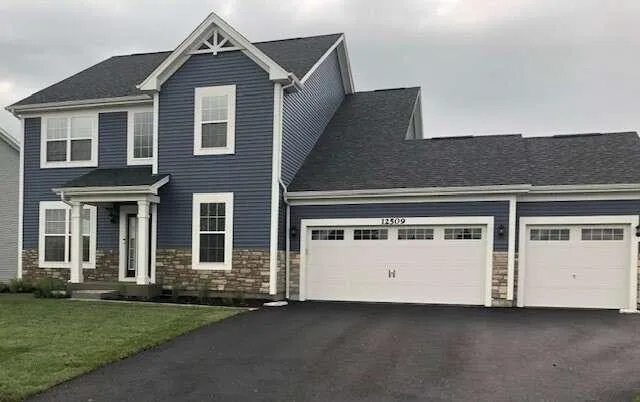 12509 S Blue Water Parkway, Plainfield, IL 60585  621150152 for Sale