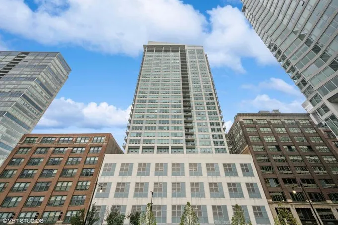 701 S WELLS ST APT 1505, Chicago, IL 60607 Condominium For Sale  MLS# 11887047