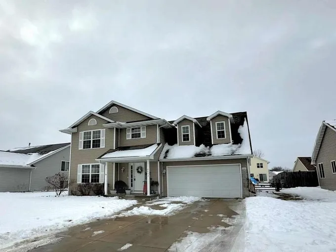 2643 GRASSY Lane, Neenah, WI 54956  621107508 for Sale