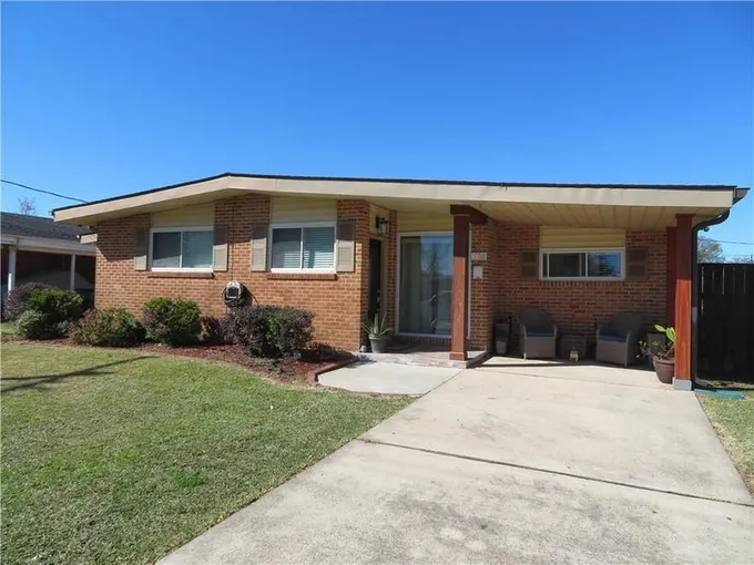 708 Lynette Dr, Metairie, LA 70003  MLS# 2428855 for Sale