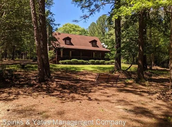 1208 Kimbrough Rd Lagrange, GA 30240 - Home For Rent