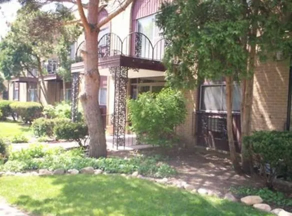 Washington Apartments For Rent - Mundelein, IL