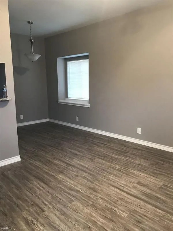 2 bedroom Apartment  Kelley Ann Apartments for Sale