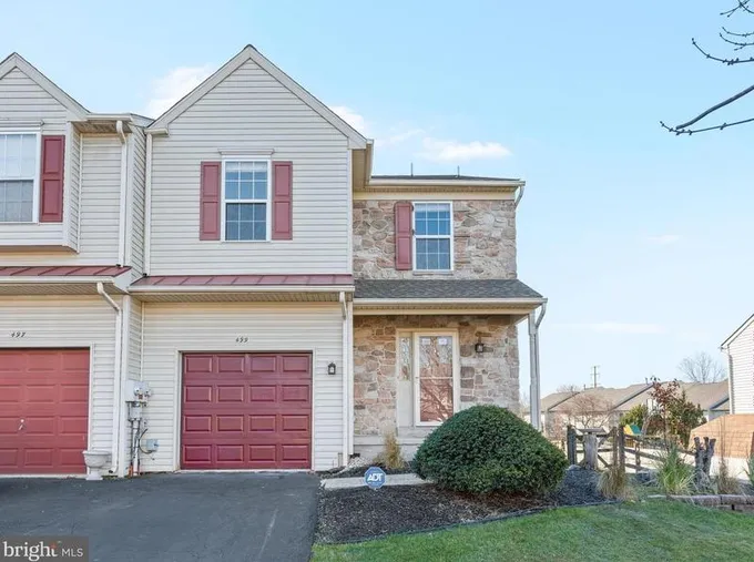 499 Berkshire Dr, Souderton, PA 18964 - MLS PAMC2091026 for Sale