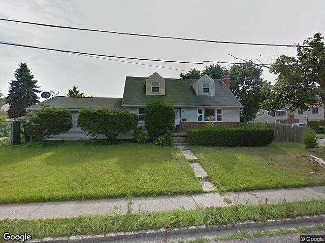 West, HICKSVILLE, NY 11801  620926577 for Sale
