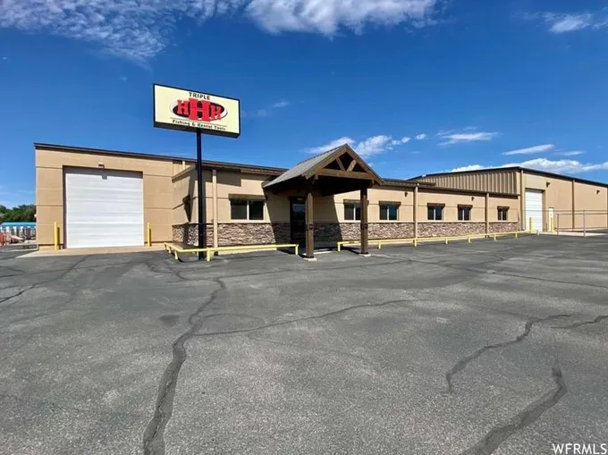 1401 E 1100, Vernal, UT 84078  617575575 for Rent