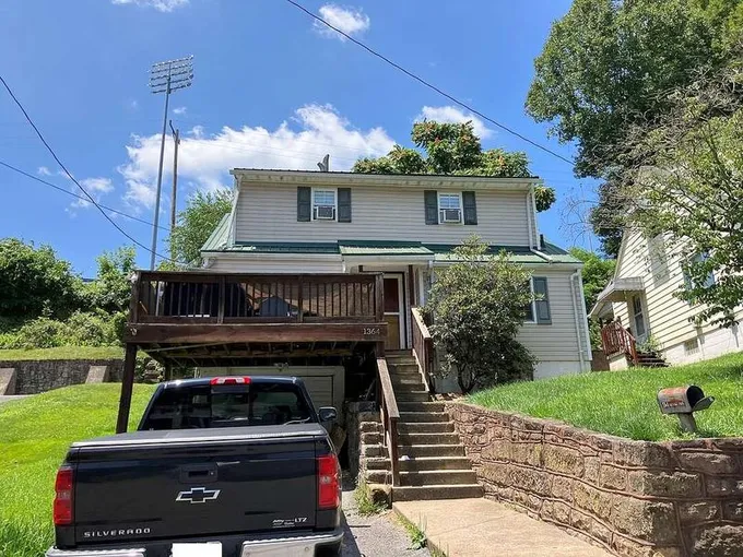 College, FAIRMONT, WV 26554  618355094 for Sale