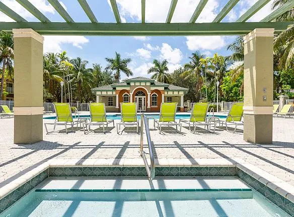 Quantum Lake Villas Apartments For Rent - Boynton Beach, FL
