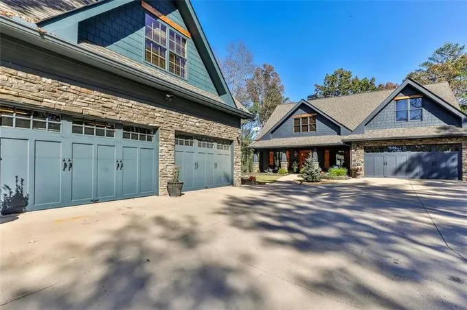661 SHENENDOA DR, Ellijay, GA 30540 Single Family Residence For Sale  MLS# 7310634