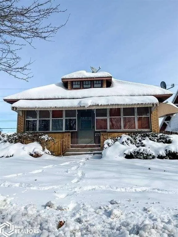 612 S Central Avenue, Burlington, IA 52601  621214632 for Sale