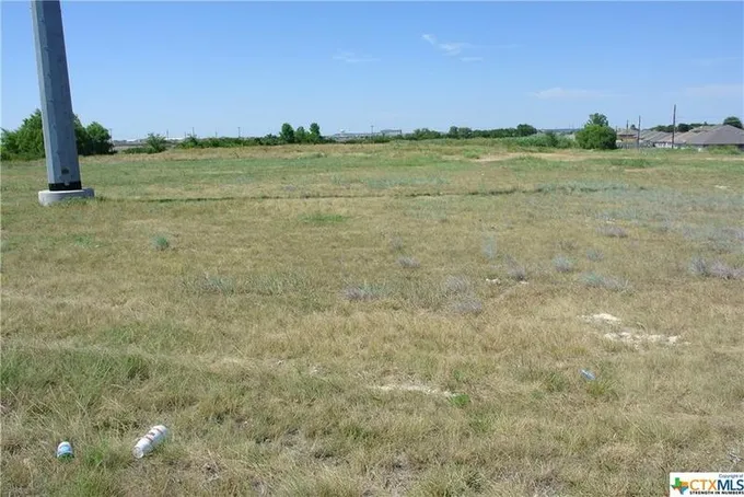 402 W Elms Road, Killeen, TX 76542 for Sale