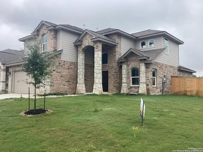 104 Emery Oak Ct, San Marcos, TX 78666 for Sale