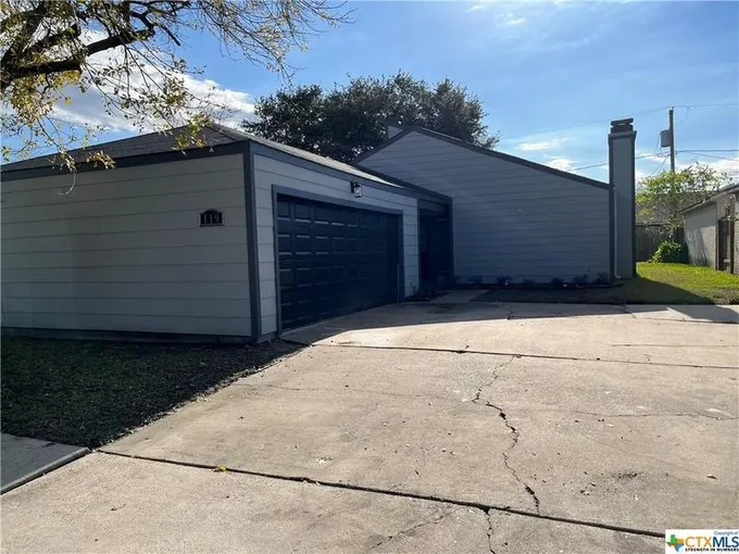 119 Avant Garde Drive, Victoria, TX 77901 for Sale