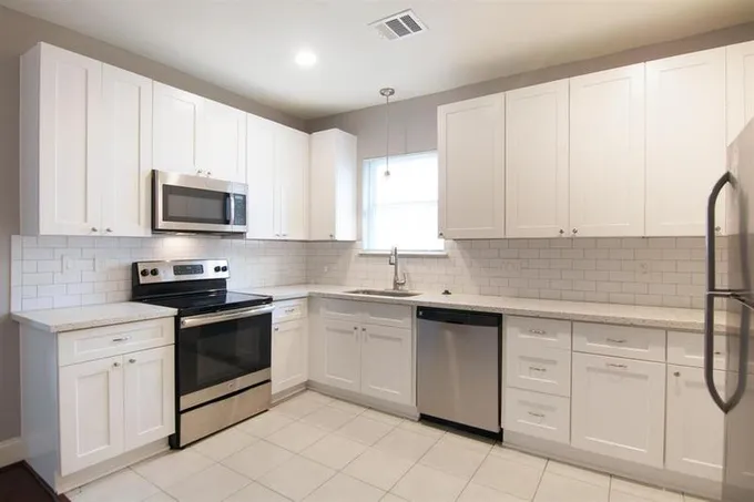2616 Isabella St, Houston, TX 77004 for Rent