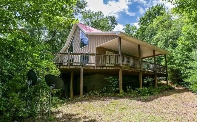 4500 Stiff Knee Dr, Hiawassee, GA 30546 - MLS 20137662 for Sale
