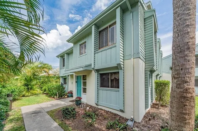 917 Coquina Ln #A2, Vero Beach, FL 32963 - MLS RX-10935707 for Rent
