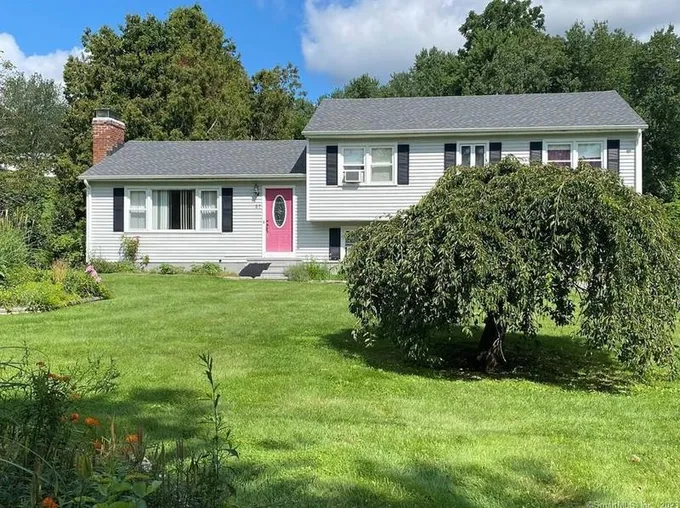27 Brinsmaid Rd, Monroe, CT 06604 - MLS 170615161 for Sale