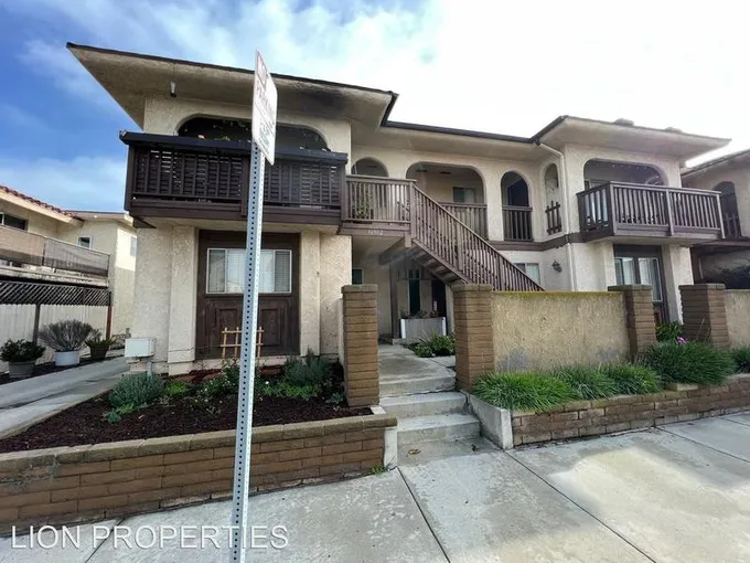 16902 HOSKINS LANE UNITS 1-5 - HOSKINS #2  16902 HOSKINS LANE UNITS 1-5 for Sale