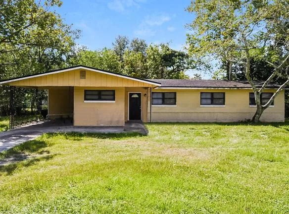 2387 Betsy Dr Jacksonville, FL 32210 - Home For Rent