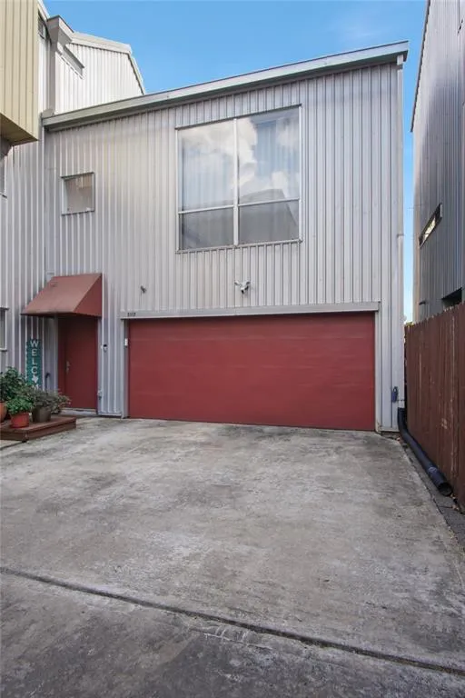 5117 Lillian St, Houston, TX 77007 for Sale