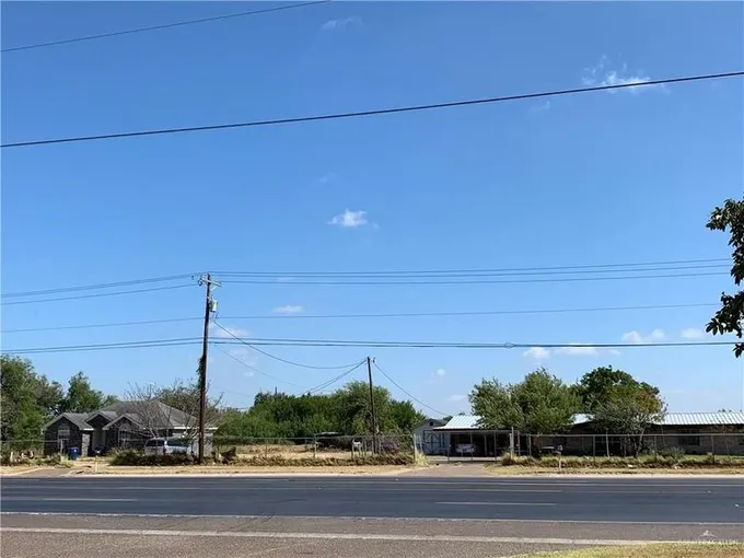 2110 W Griffin Parkway, Palmview, TX 78572 for Sale
