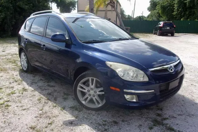 2011 Hyundai ELANTRA Touring For Sale