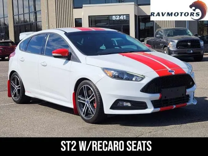 2016 Ford Focus White, 70K miles for Sale