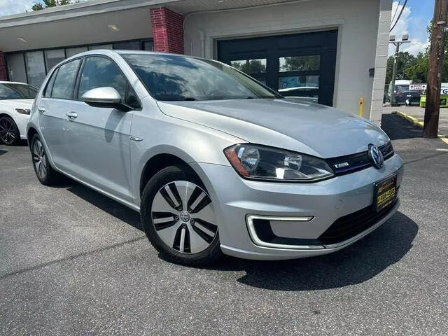 2016 Volkswagen e-Golf SE Hatchback Sedan 4D for Sale