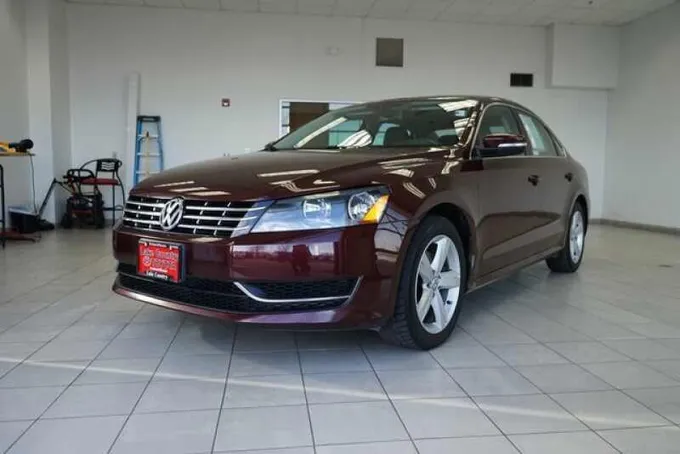 2013 Volkswagen Passat Black, 156K miles for Sale