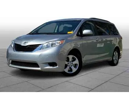 2014Used Toyota Used Sienna Used5dr 8-Pass Van V6 FWD for Sale