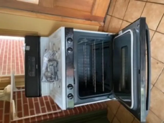 Hotpoint Gas Stove for Sale
