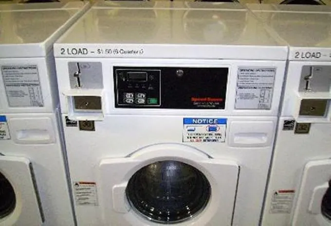 Coin Operated Speed Queen Horizon Washer 1Ph SWFT61WN Used SC50EC2 for Sale
