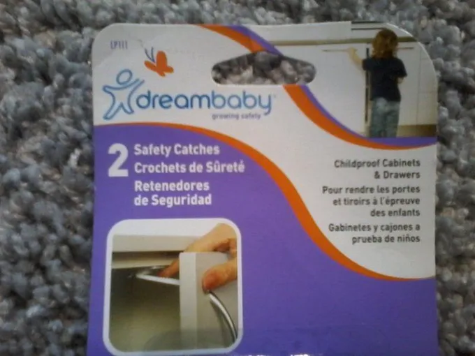 Never Opened Dreambaby Safety Catches 2 Pack for Sale