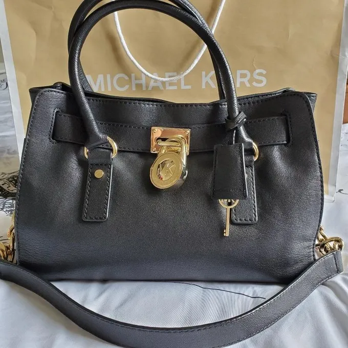 Authentic Michael Kors Purse for Sale