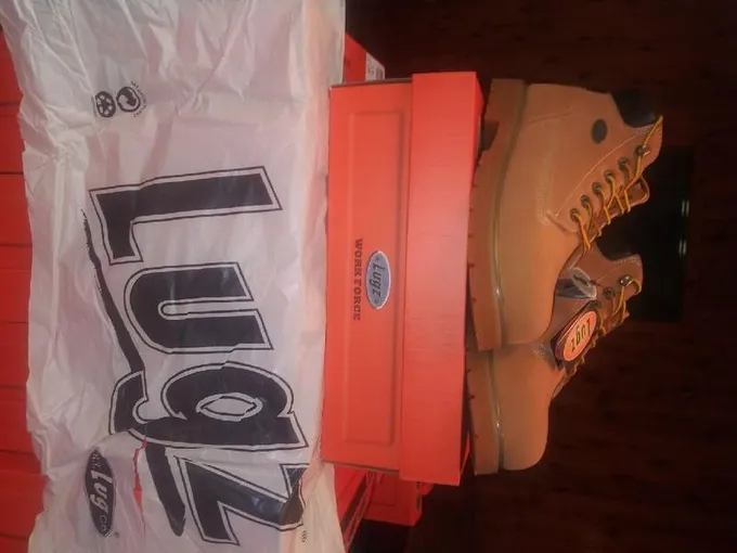 New work boots steel sizes 6 to 9 for Sale