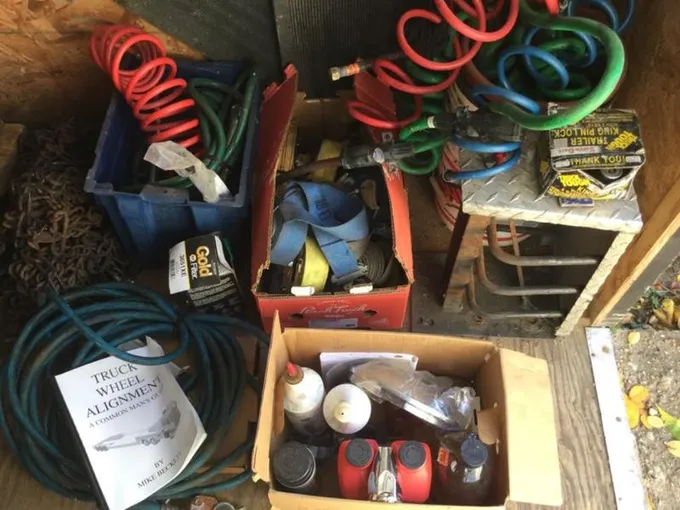 Semi truck accessories for Sale