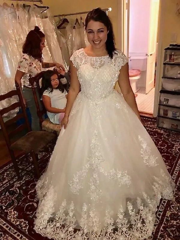 Olivia s A Line Lace Beading Wedding Gown Size 16 for Sale