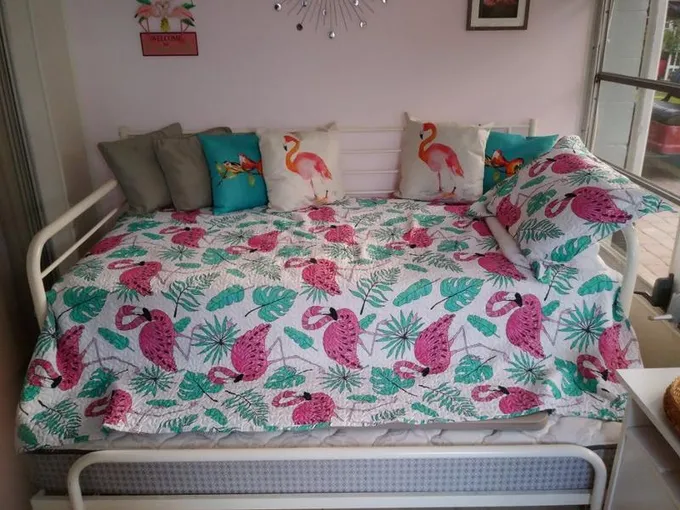 Daybed with trundle for Sale