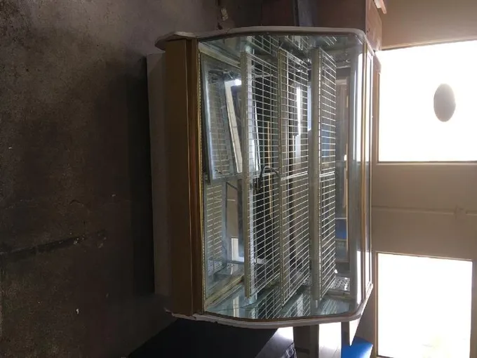 Deli case for Sale