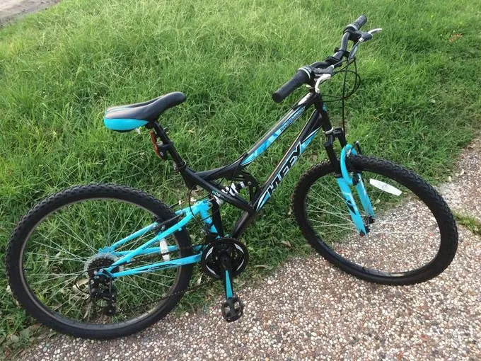 Bicycle (Huffy 26" Trail Runner ) for Sale