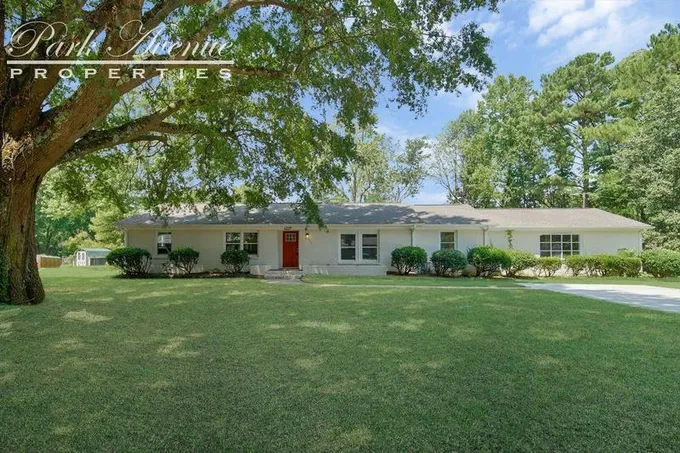 6227 Kinghurst Dr. - Pending Lease  6227 Kinghurst Dr for Sale