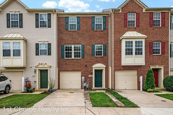 7256 Mockingbird Cir for Sale