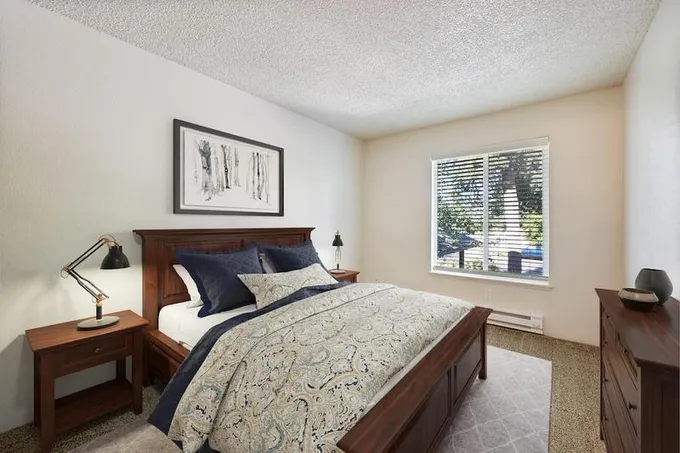 56413366  7301 Ne 13th Ave for Sale