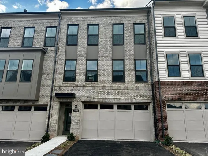 23691 Hardesty Terrace, Ashburn, VA 20148 for Sale