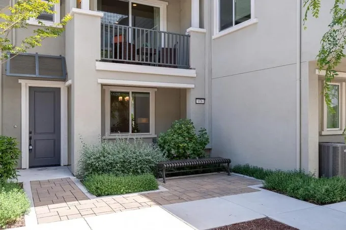 976 Almaden Ln, San Jose, CA 95125 - MLS ML81954192 for Sale