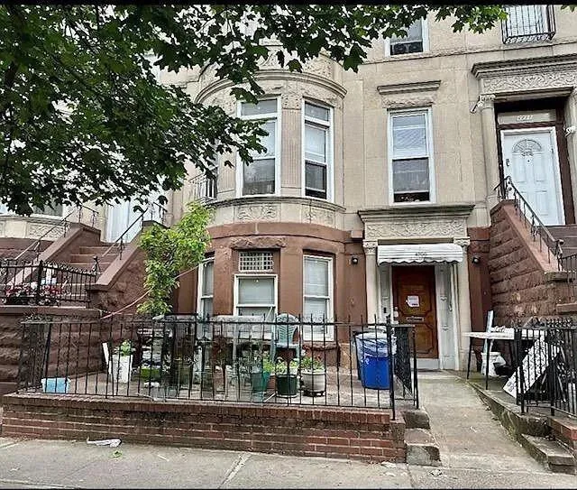 Office - Brooklyn, NY  4709 Fort Hamilton Pkwy #1 for Sale