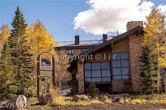 223 HUNTER RIDGE DR, Brian Head, UT 84719 Condo/Townhouse For Sale  MLS# 104776
