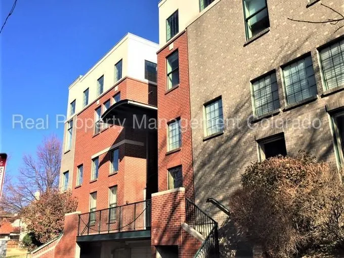 Beautiful Condo in Denver  790 N Clarkson St #206 for Sale