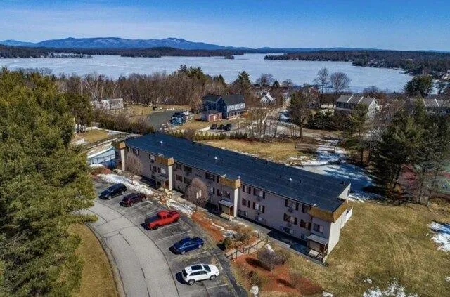 2 bedroom in Laconia NH 03246 for Sale
